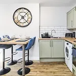 Apartamento Estcourt Avenue *